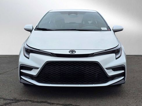 Certified 2026 Toyota Corolla SE w/ SE Package image 9