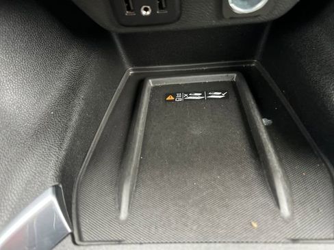 Used 2022 Chevrolet Traverse LT image 31