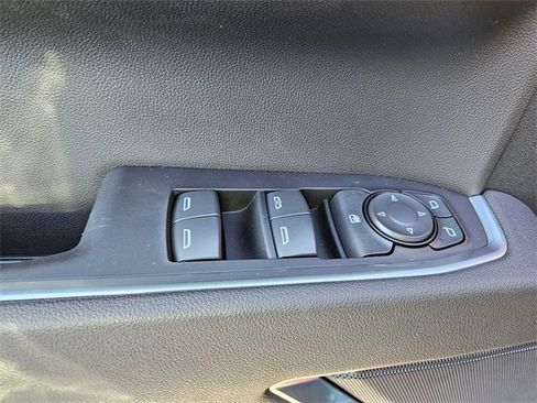 New 2026 GMC Sierra 1500 Elevation image 17