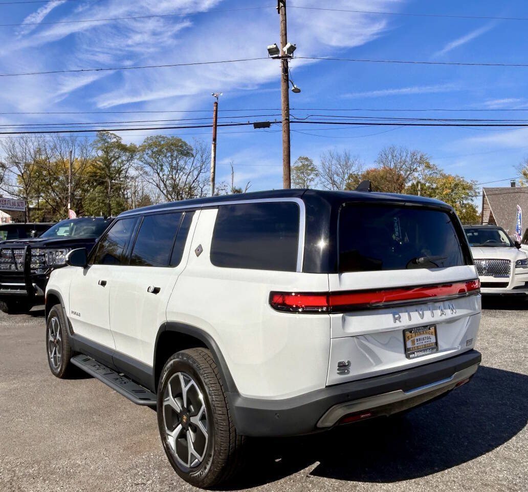 Used 2024 Rivian R1S Adventure Dual AWD/4WD image 3