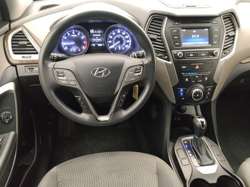 Used 2017 Hyundai Santa Fe Sport image 22