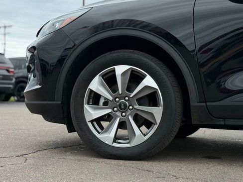 Used 2025 Ford Escape Platinum image 42