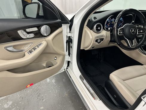 Used 2021 Mercedes-Benz C 300 4MATIC Sedan w/ Premium Package image 9