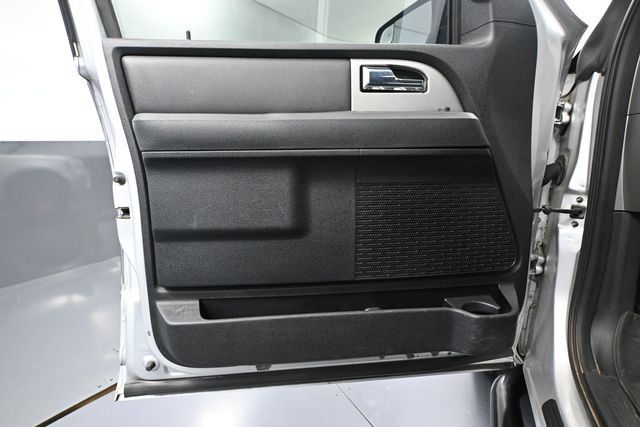 Used 2017 Ford Expedition XLT AWD/4WD image 13