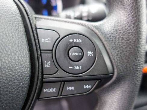 Used 2025 Toyota RAV4 XLE image 14