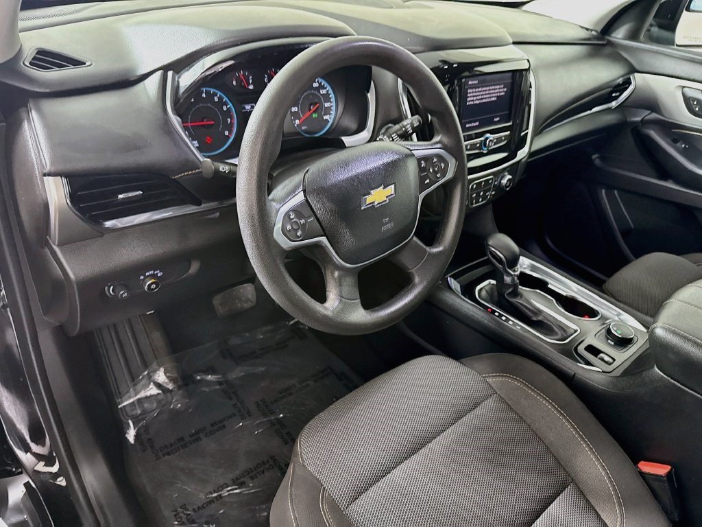Used 2021 Chevrolet Traverse LS FWD image 22