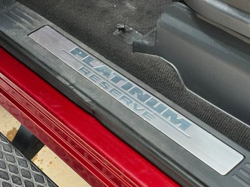 Used 2016 Nissan Titan Platinum Reserve RWD image 22