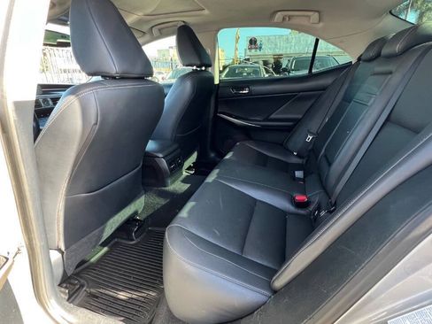 Used 2015 Lexus IS 250 RWD image 20