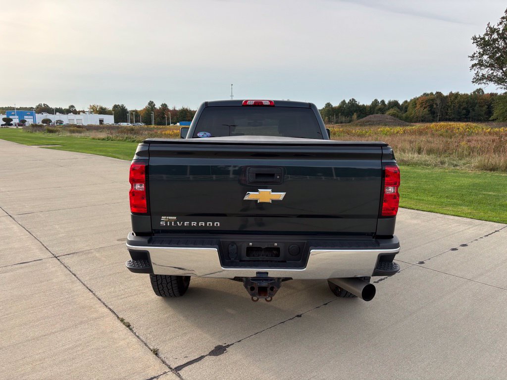 Used 2018 Chevrolet Silverado 2500 W/T w/ WT Convenience Package AWD/4WD image 5