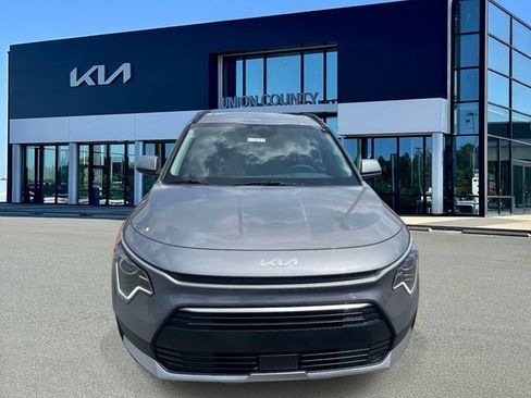 New 2026 Kia Niro EX w/ EX Premium Package FWD image 2