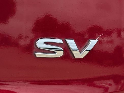 Certified 2023 Nissan Rogue SV FWD image 8