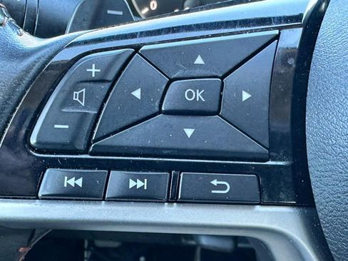 Used 2024 Nissan Altima 2.5 SR image 18