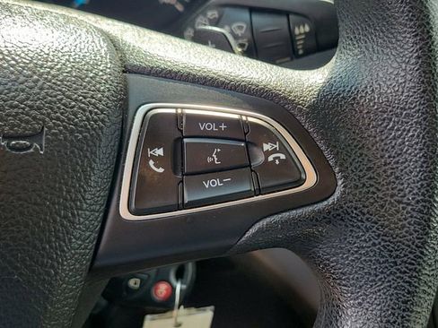 Used 2017 Ford Escape SE FWD image 23
