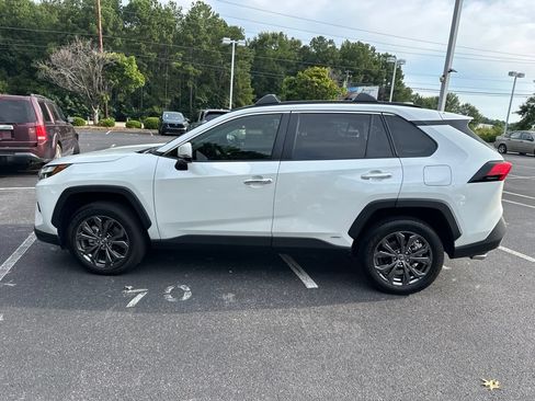 Used 2025 Toyota RAV4 Limited AWD/4WD image 6