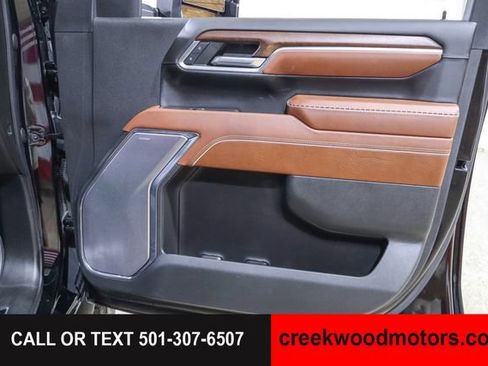Used 2024 GMC Sierra 2500 Denali Ultimate AWD/4WD image 44