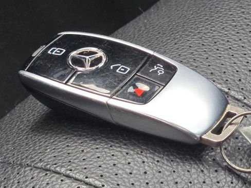 Certified 2020 Mercedes-Benz E 350 4MATIC Sedan image 37