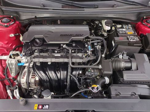 Used 2025 Kia K4 GT-Line w/ GT-Line Premium Package image 32