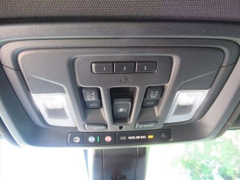Used 2022 Chevrolet Silverado 3500 High Country w/ Safety Package II AWD/4WD image 30