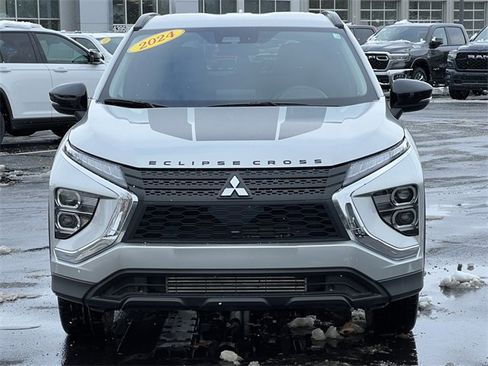 Used 2024 Mitsubishi Eclipse Cross Black Edition image 39