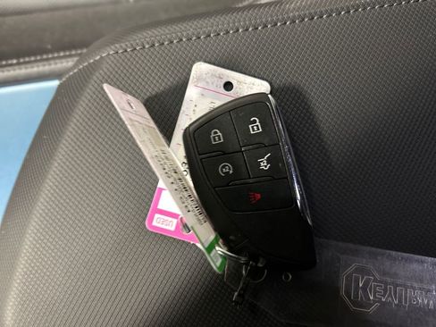 Used 2024 Chevrolet Equinox EV LT image 21