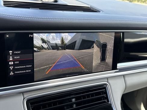 Used 2018 Porsche Panamera 4S image 25