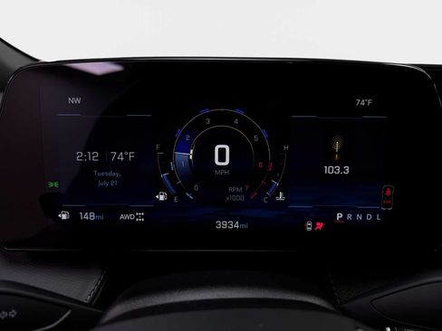 Used 2026 Chevrolet Equinox LT AWD/4WD image 10
