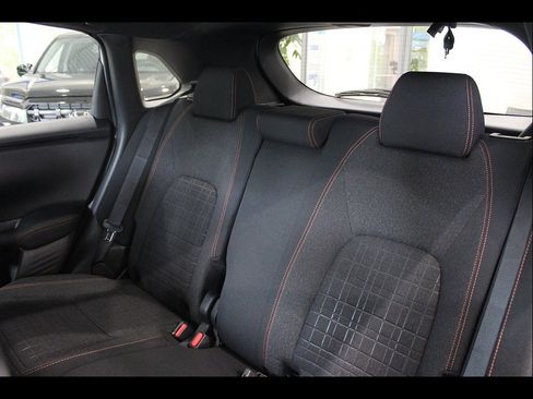 Certified 2025 Honda HR-V Sport image 16