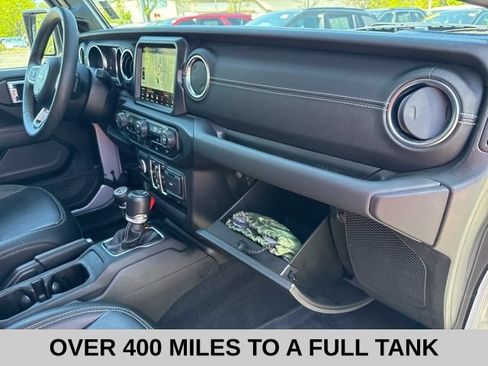 Used 2023 Jeep Wrangler Unlimited Sahara AWD/4WD image 29
