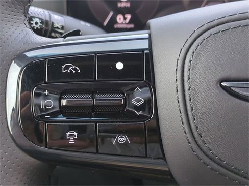 New 2026 Genesis GV80 3.5T e-SC image 24