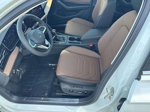 New 2026 Volkswagen Jetta SEL image 4