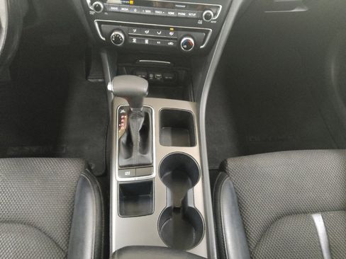 Used 2020 Kia Optima S image 26