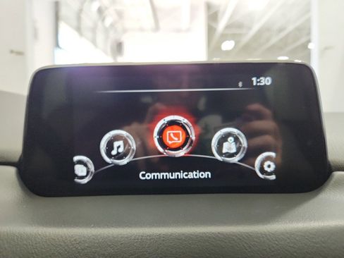 Used 2018 MAZDA CX-5 Touring w/ Preferred Equipment Package image 16