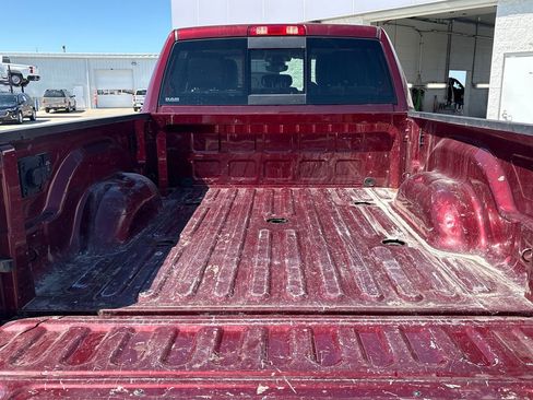 Used 2022 RAM 2500 Laramie w/ Chrome Appearance Group AWD/4WD image 33