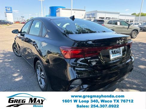 Used 2023 Kia Forte LXS FWD image 6