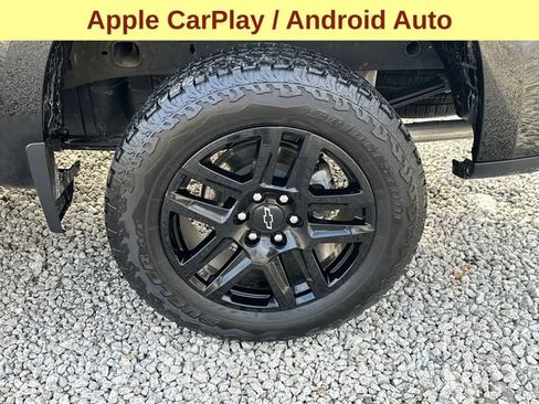 Used 2024 Chevrolet Silverado 1500 LT Trail Boss w/ Convenience Package II image 11