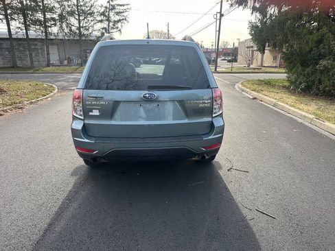 Used 2011 Subaru Forester 2.5X Premium image 8