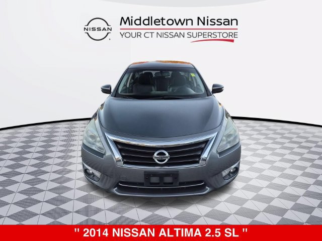 Used 2014 Nissan Altima 2.5 SL w/ Moonroof Package FWD image 8