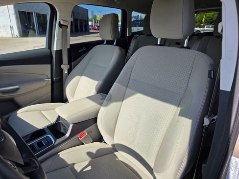 Used 2018 Ford Escape SE w/ SE Sync 3 Package AWD/4WD image 16