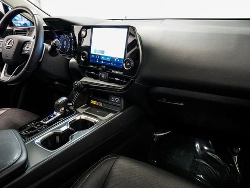 Used 2023 Lexus NX 350 AWD image 13