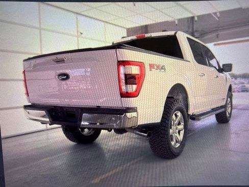 Used 2021 Ford F150 Lariat w/ Equipment Group 502A High AWD/4WD image 3