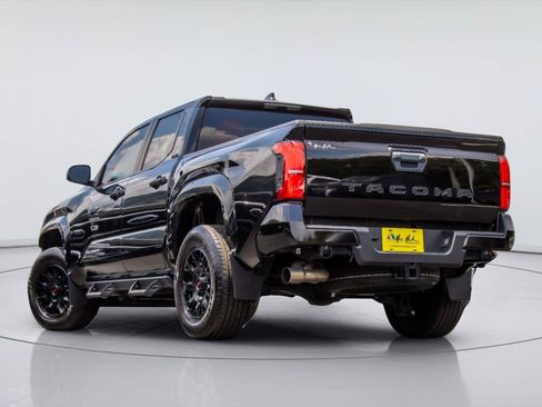 Used 2024 Toyota Tacoma SR5 RWD image 5