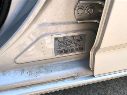 Used 2022 Nissan Sentra SV FWD image 34