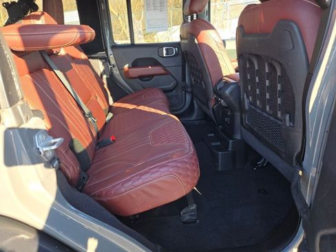 Used 2019 Jeep Wrangler Unlimited Rubicon image 10
