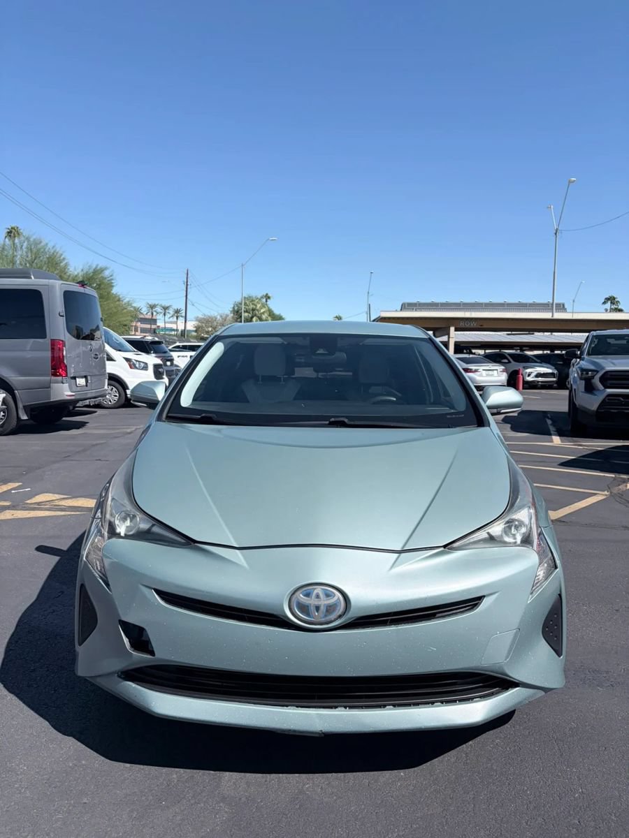 Used 2017 Toyota Prius Two w/ Carpet Mat Package FWD image 2