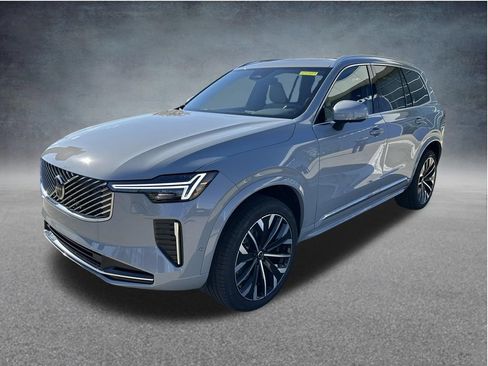 New 2026 Volvo XC90 B6 Plus AWD/4WD image 4