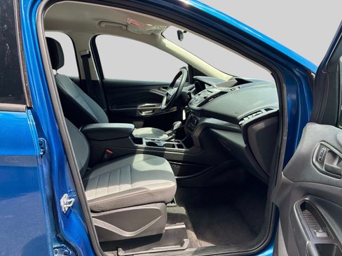 Used 2018 Ford Escape S FWD image 9