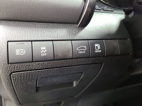 Used 2024 Toyota Camry SE FWD image 32
