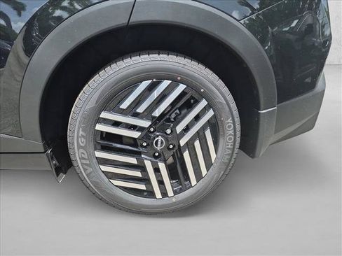 New 2026 Nissan Leaf SV+ w/ Floor Mat Package (SV+) FWD image 9