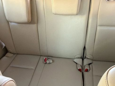 Used 2016 Toyota Highlander Limited Platinum image 27