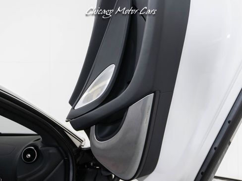 Used 2023 McLaren GT RWD image 43